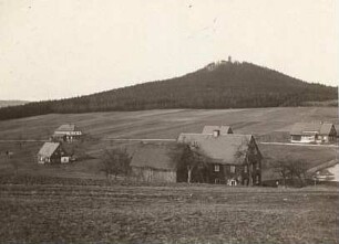 Nordböhmen. Wolfsberg (581 m) bei Zeidler