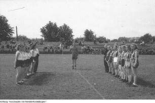 Dresden, Neustadt, Bärnsdorfer Straße, 1. Sportfest, Bühlau, 1. Schwimmfest des Kommunalen Sportes, 5.August 1945