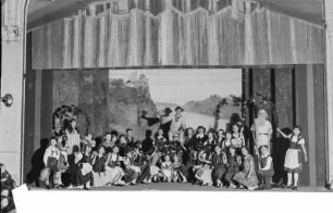 Coswig? Theateraufführung von Kindern