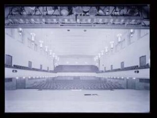 Landestheater im Reichsdankhaus, Schneidemühl: Ansicht Zuschauerraum (Negativ zu Inv. Nr. TBS 257,05)
