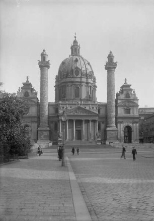 Karlskirche & Pfarrkirche Heiliger Karl Borromäus