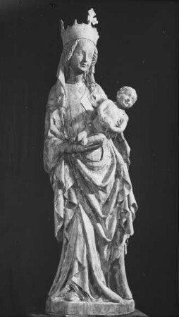 Halle (Saale), sog. Madonna aus Eckartsberga; Stiftung Moritzburg