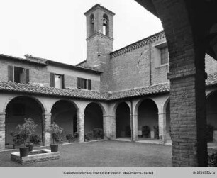 San Francesco, Chiostro, Chiusi