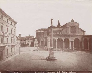 Piazza San Domenico mit Kirche San Domenico in Bologna