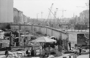 Großbaustelle an der Berliner Mauer