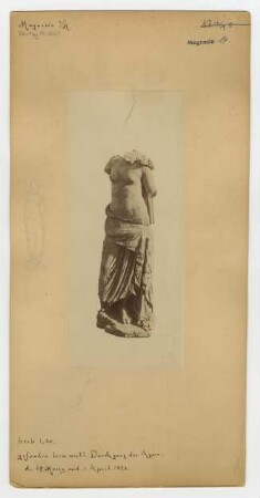 Statue eines Mädchens aus Magnesia am Mäander