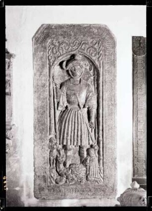 Stiftskirche; Grabmal Dr. Georg Harkesser 1510