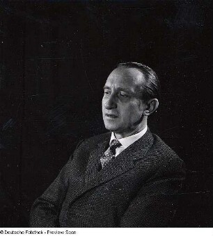 Portraitserie Hans Heinz Stuckenschmidt