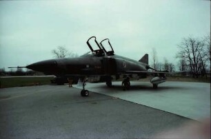 Bremgarten: Fliegerhorst; RF-4E "Phantom" am Start, Vorbereitung und Start