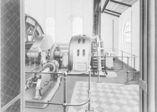Turmfördermaschine mit Drehstrom-Kollektormotor, 3000 Volt, Leistung: 420/645 PS (Bergmann, Berlin) : Technikgeschichte | Elektrotechnik | Verbrauch elektrischer Energien | Elektromotoren