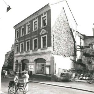 Colditz, Töpfergasse 1. Wohn- und Geschaftshaus (um 1900). Straßenansicht