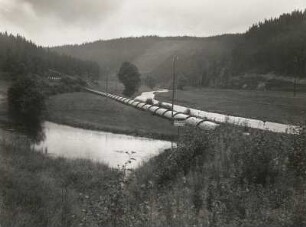 Erzgebirge. Zwickauer Mulde und gefaßter und ungefaßter Mühlgraben oberhalb Schönheiderhammer