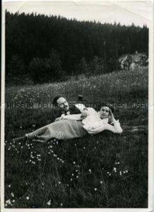 Karl Liebknecht mit seiner Frau Sophie bei Ferien im Erzgebirge