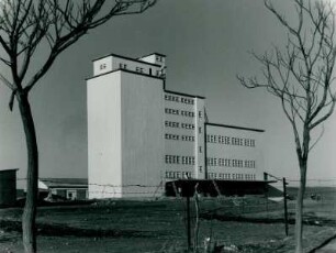 Getreidemühle, 1954-1956
