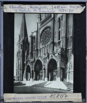Chartres, Kathedrale Notre-Dame : Südturm, Querschiff, Vorhalle