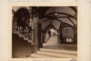 Friedrichs-Gymnasium, Breslau: Mittelhalle EG