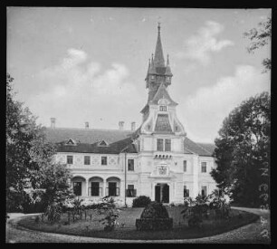 Baltavar. Schloss des Fürsten Egon von Thurn und Taxis