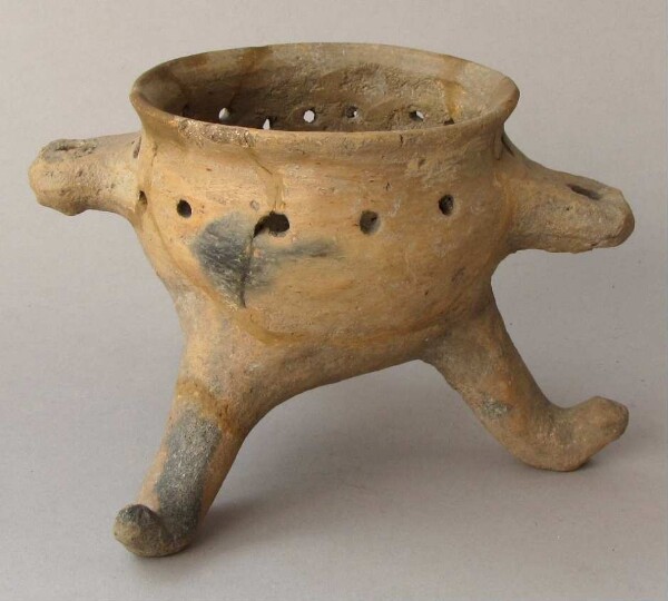 Clay vessel