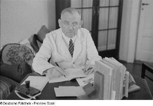 Porträt des Lehrers Keitel