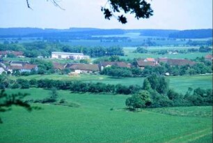 Gesamtansicht von Gräfendorf von einem Berg aus