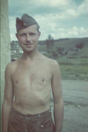 Zweiter Weltkrieg. Sowjetunion. Frontbilder. Der Fotograf Franz Grasser als Soldat