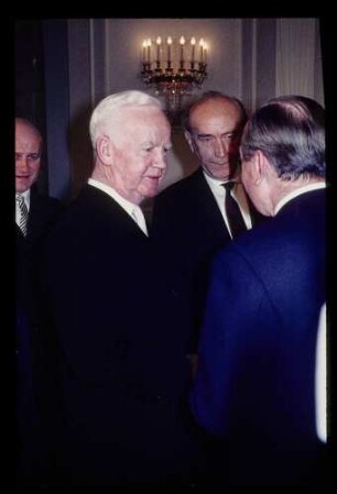 Dr. Heinrich Lübke 23.3.60.