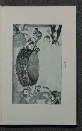 [Ausschnitt: Von Putti gehaltene Krone]