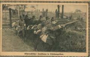 Soldaten im Schützengraben