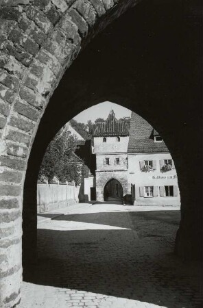 Landsberg am Lech, Bäckertor : Landsberg am Lech. Bäckertor. Feldseite von Norden