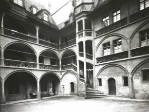 Nürnberg. Rathaus, Innenhof