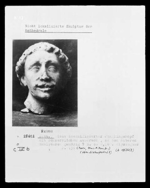 Reliefkopf eines Mönchs