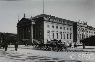 Berlin, Opernhaus.