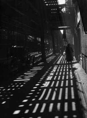 Unter der Hochbahn (Elevated), New York