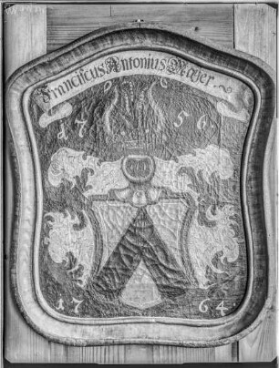 Buseckhof: Wappen des F.A. Mayer