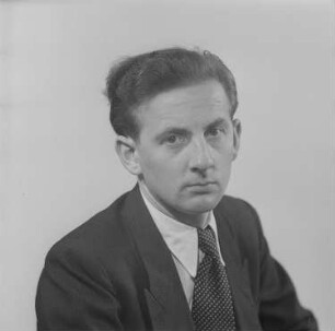 Porträtaufnahmen von Pianist Prof. Dieter Zechlin : Porträt von Dieter Zechlin