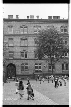 Kleinbildnegativ: Kohlfurter Straße, 1975