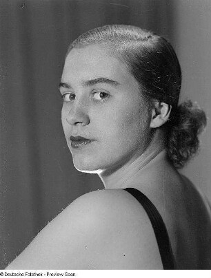 Porträt Pianistin Eva Ander