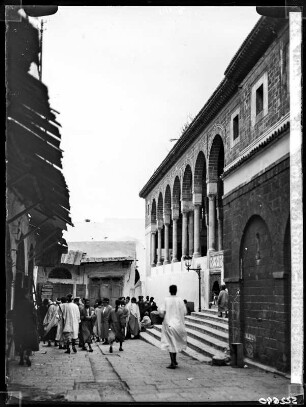 Tunis, Straße an der Zitouna-Moschee
