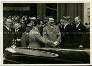 Hitler und Goebbels auf der Berliner Automobilausstellung