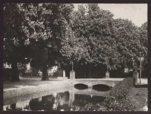 Wallgrabenund Brücke der Freiligrathstraße. Detmold