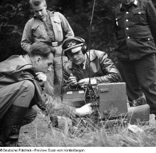Hubschrauber; Ostrau, Kirnitzschtal, Kartoffellesen Lilienstein, Raumberg