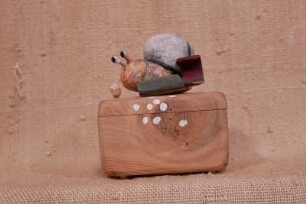 Holzdose (natur) mitSchnecke