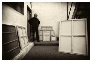 CARSTEN GILLE IN SEINEM ATELIER