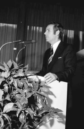 Freiburg: Kongresshalle; Laudatio: Dekan der Agrarwissenschaftlichen Fakultät der Christian-Albrechts-Universität Kiel; Prof. Dr. Riemann