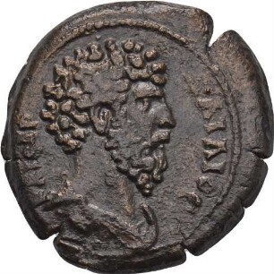 Hadrian (117-138 n. Chr.): Alexandria / Ägypten, 137 n. Chr. – Hemidrachme