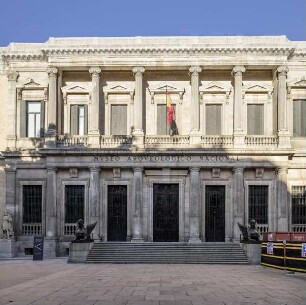 Palast der Bibliothek und der Nationalmuseen