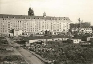 Dresden-Altstadt. Altmarkt. Häuserzeile der Westseite. Ansicht von Westen. Bauzustand Oktober 1959