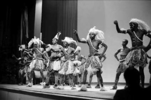 Basel: Zaire, Tanzgruppen