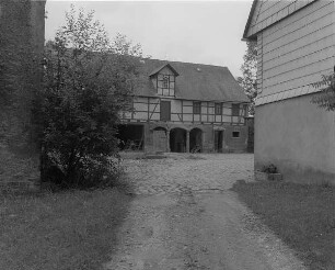 Mittweida-Frankenau. Gehöft. Wirtschaftsgebäude mit Pferdestall. Hofansicht