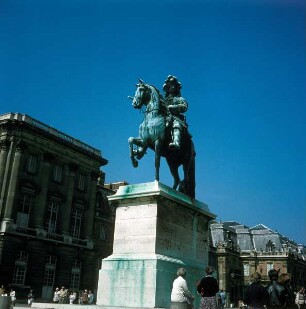 Statue de Louis XIV